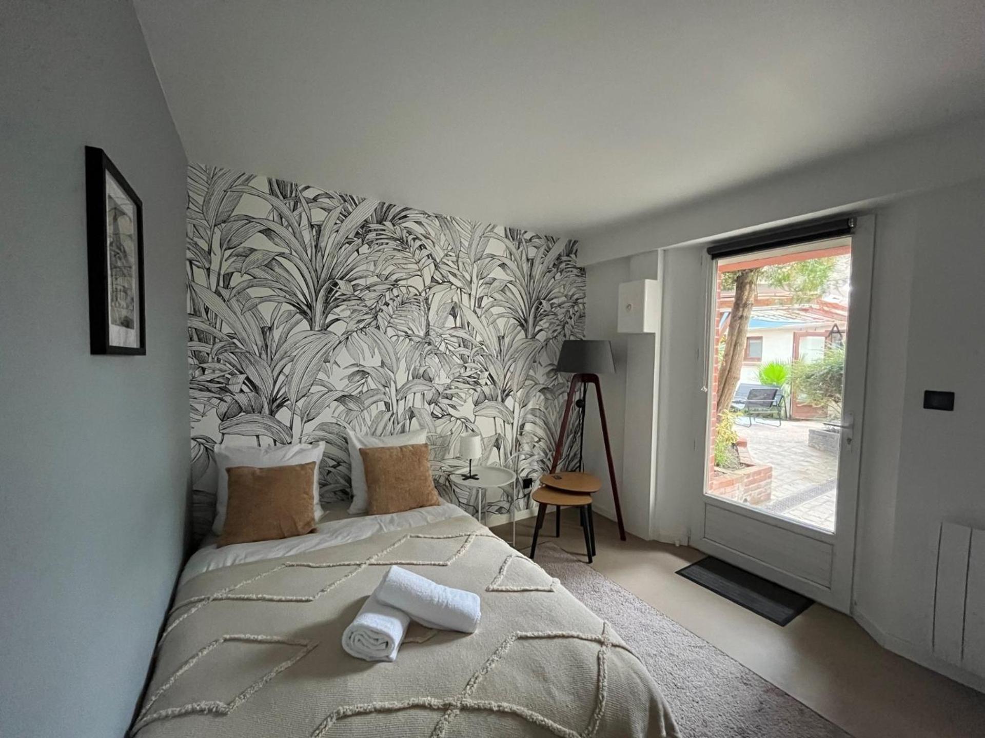 Le Chene Fleuri Bed and Breakfast Chartres Buitenkant foto